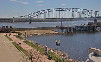 Julien Dubuque Bridge