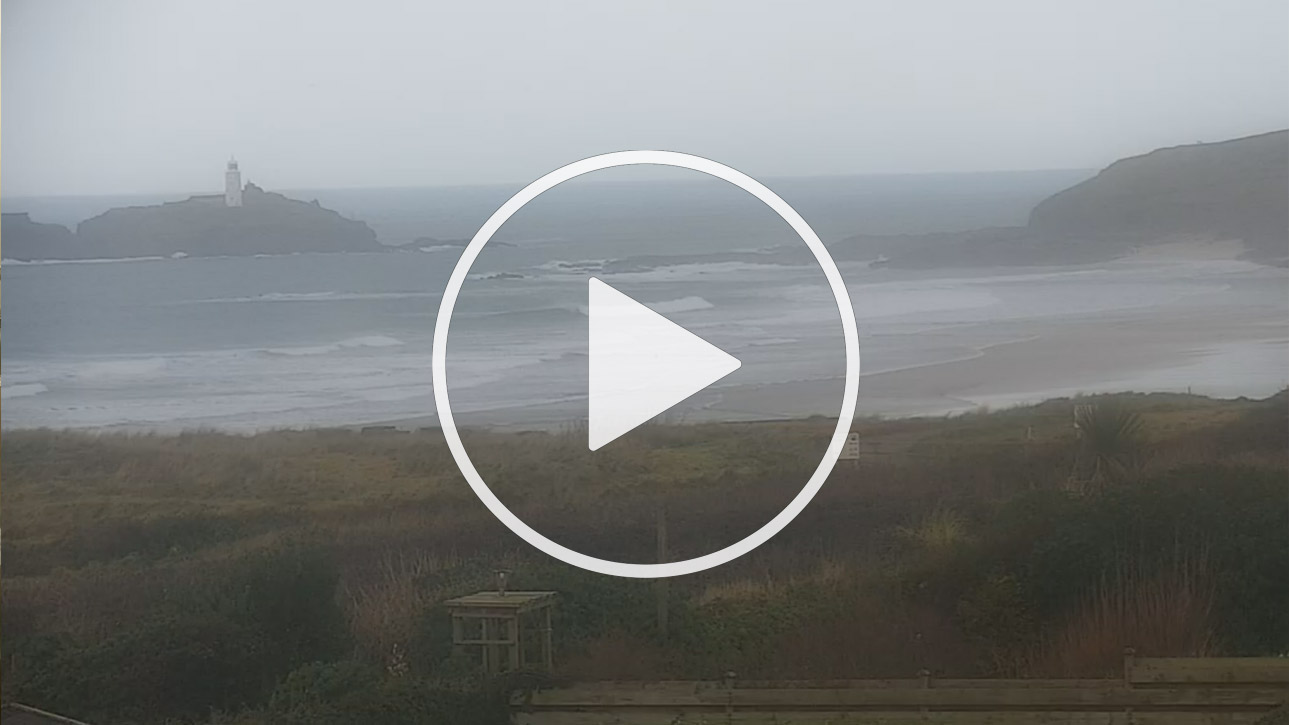Live Cam Sunset Surf Cafe and surf school at Gwithian in Cornwall - United Kingdom